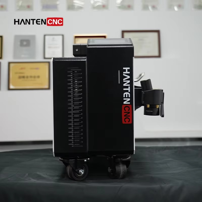Portable Laser Rust Removal - เครื่องทำความสะอาดไฟเบอร์เลเซอร์แบบพกพา 200W 300W ระบบระบายความร้อนด้วยอากาศ สำหรับทำความสะอาดโลหะ หิน