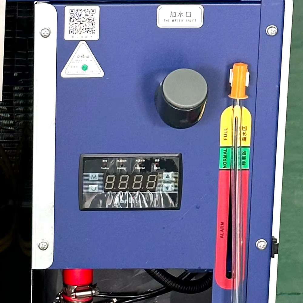 เครื่องเชื่อมเลเซอร์แบบพกพา ใช - Industrial Handheld Laser Welder บทวิจารณ์และราคา
